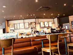 -星巴克臻选(盐城金鹰聚龙湖店)