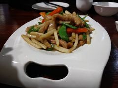 长寿豆炒猪颈肉-悟长年潮汕菜砂锅粥(圣熙8号店)