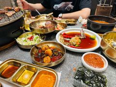 -草家酱蟹炭火烤肉店(珲春南路一店)