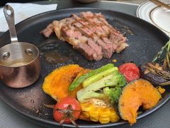 -露露家咖啡店