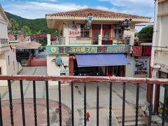 -亚龙湾亚泰商业街