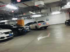 -中信泰富万达广场·停车场