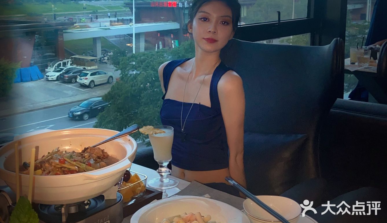 浏阳河婚庆公园这个餐吧太适合约会了吧👩🏼‍❤️‍💋‍👨🏻