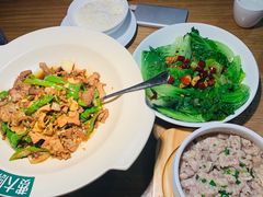 -费大厨辣椒炒肉(万家丽一店)