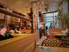 -玛格萝妮比萨屋(四平店)