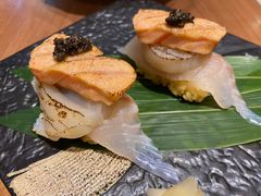 鲷鱼贝柱三文鱼握寿司-阿吾罗日本料理(K11艺术中心店)