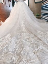 -GRACE KELLY婚纱与礼服(北京店)