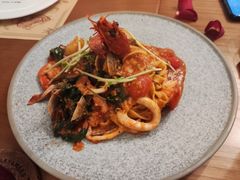 -Mark&Mars Restaurant