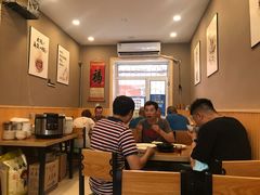 大堂-新健小吃(承德街店)