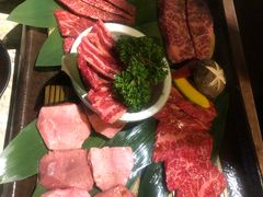 -炼火烤肉店