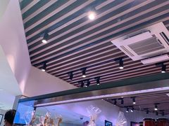 -巴黎贝甜(泗泾店)