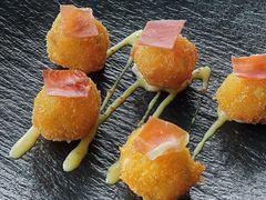 意大利火腿炸虾丸子-MONICH牛排融合餐厅(和义大道购物中心店)