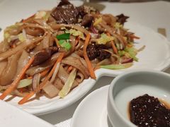 干炒牛河-顺峰(农展馆店)