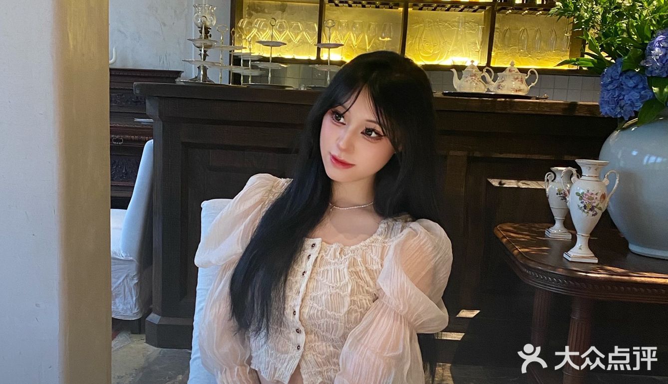 还没到迪士尼怎么就发现公主了🎀