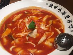 -江渔儿酸菜鱼(映月湖环宇城店)