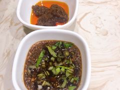 -粤潮牛肉火锅店(江南大道店)