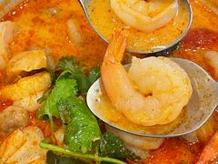 -Pad Thai Kratong Thong by ama