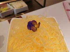 -左庭右院鲜牛肉火锅(金山万达店)