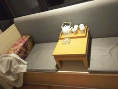 -铂逸梦秦酒店(横店梦幻谷店)