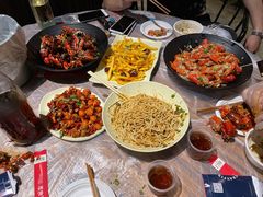 -巴厘龙虾·榜首油焖大虾(音乐学院·沿江酒馆店)