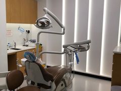 -齐玉齿科JADENTAL