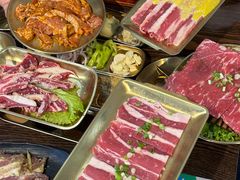 -胡悦里韩式烤肉(芝罘万达广场店)