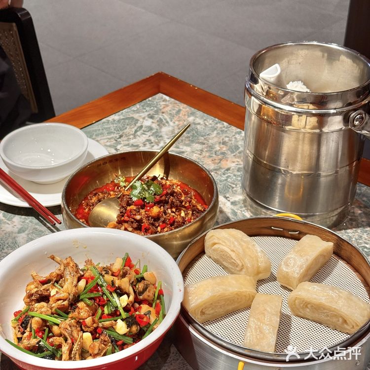 一部湘菜史，半部湘潭写！打卡冇味湘潭菜😋