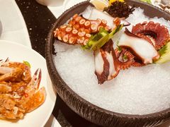 -红鼎豆捞·非遗鲍皇汤火锅(宝丰路店)