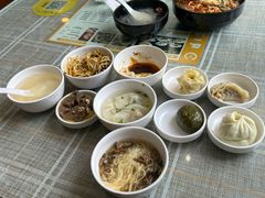 -正一涵老味道名小吃(广汉总店)