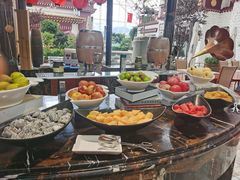 自助取餐区-拉萨圣地天堂洲际大饭店-自助餐厅