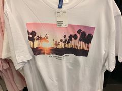 -H&M(鹏欣水游城店)