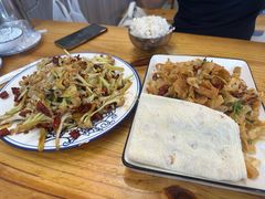 -百味地锅鸡(铜山路店)