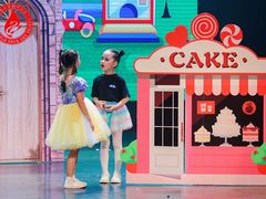 -西安小天鹅艺术团(曲江Alice店)