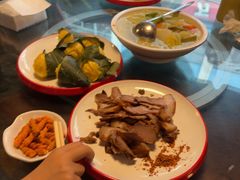 -老鼎万春卤菜(五代传承创始老店)