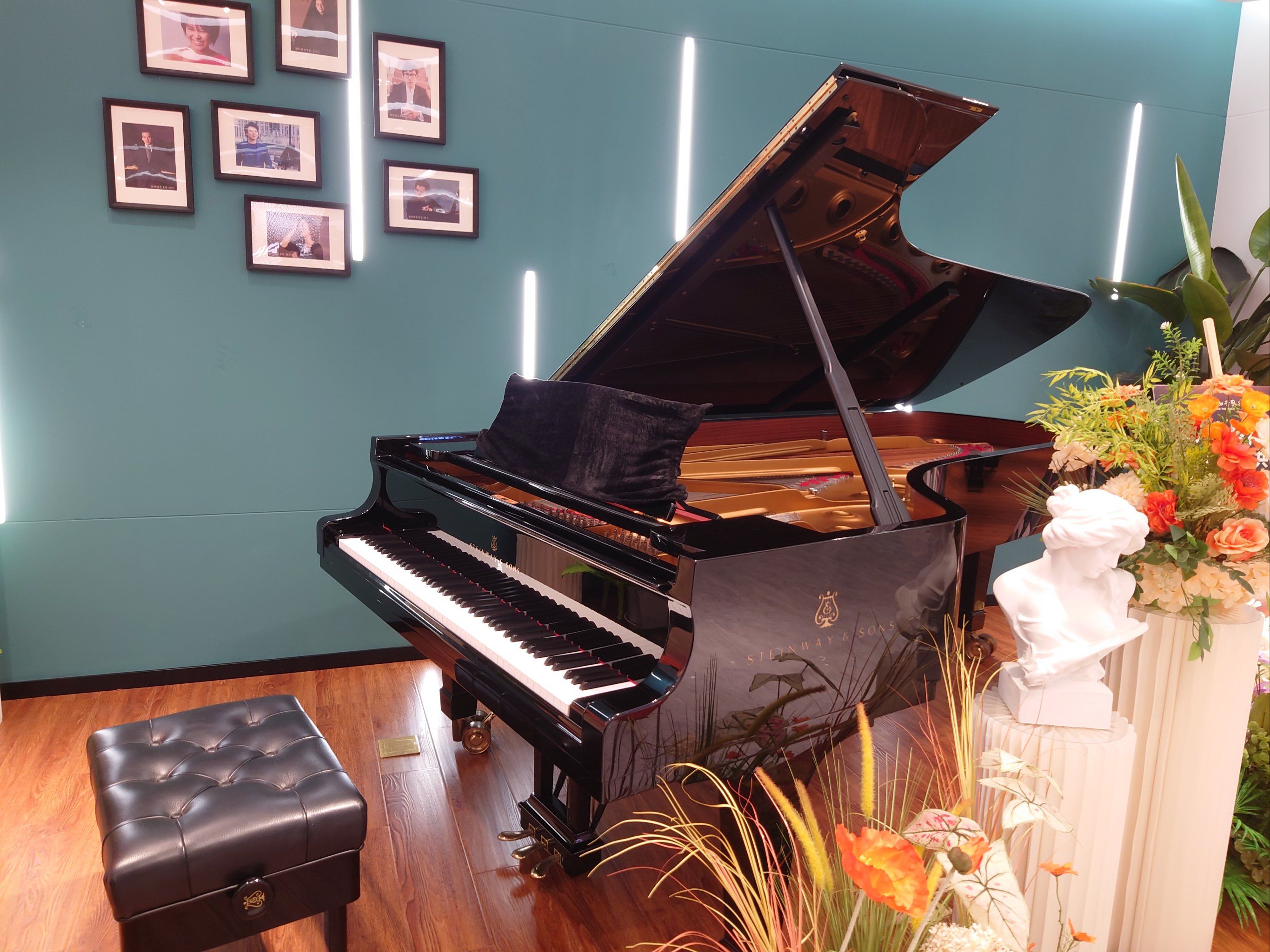 打卡知音琴行斯坦威