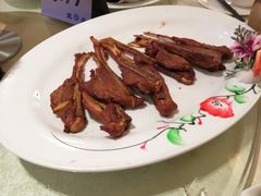 -东豪园林海鲜酒家(南港路辅路店)