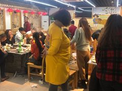 等位区-屯老二农家铁锅炖·行业领军者(梅江店)