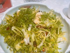 -阿瓦山寨·湘菜现炒·剁椒鱼头王(咸阳总店)