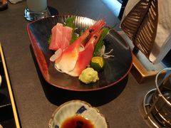 -铭牛烧肉·和牛海鲜自助(高新月牙湖店)