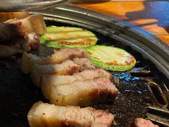 厚切五花肉-唯成•韩国炭火烤肉 유성고기