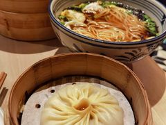 阿婆秃油黄汤包-弄堂小笼包(天津南开大悦城店)