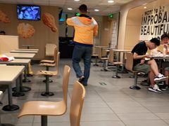 -麦当劳(军博店)