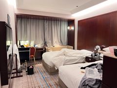 -上海龙之梦万丽酒店