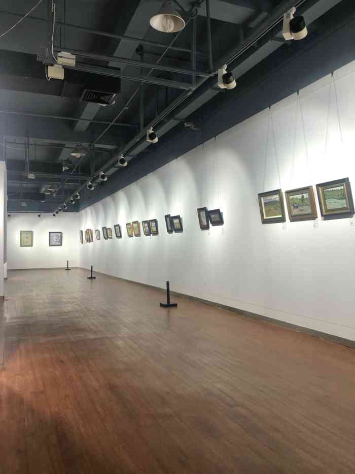 中华儿女美术馆-"中华儿女美术馆地址在沙坡尾68号,有二层.