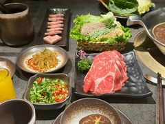 -湊湊火锅·茶憩(杭州湖滨银泰in77店)