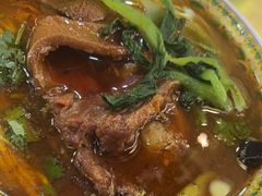 -金杨拉面王小吃面馆·牛三宝面·红烧牛肉粉