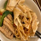 臊子面鲜美。牛肉很好吃。汤也好喝