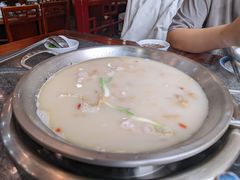 -老来福·非遗酸汤兔(凯旋路店)