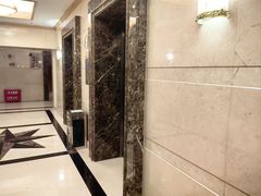 -成都绿洲大酒店(春熙路太古里店)