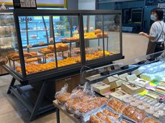 面包甜点陈列柜-皇冠幸福里动物奶油生日蛋糕(马祖路店)